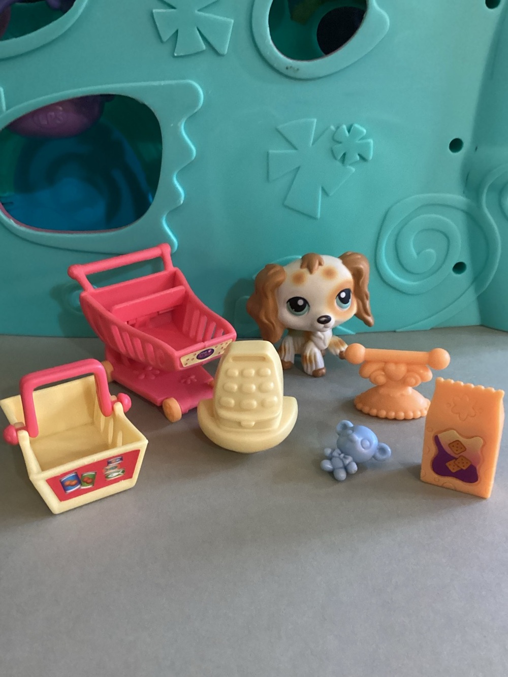Littlest Pet Shop 2007 Bargain Hunters Set #344 and Accessories
